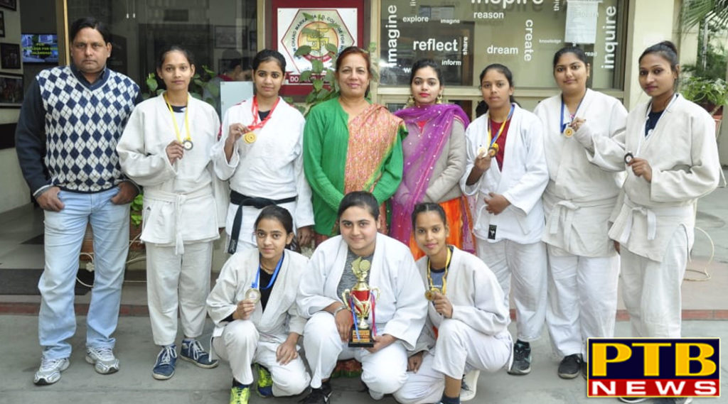 PTB News Judo Team winning medals of S.D. College