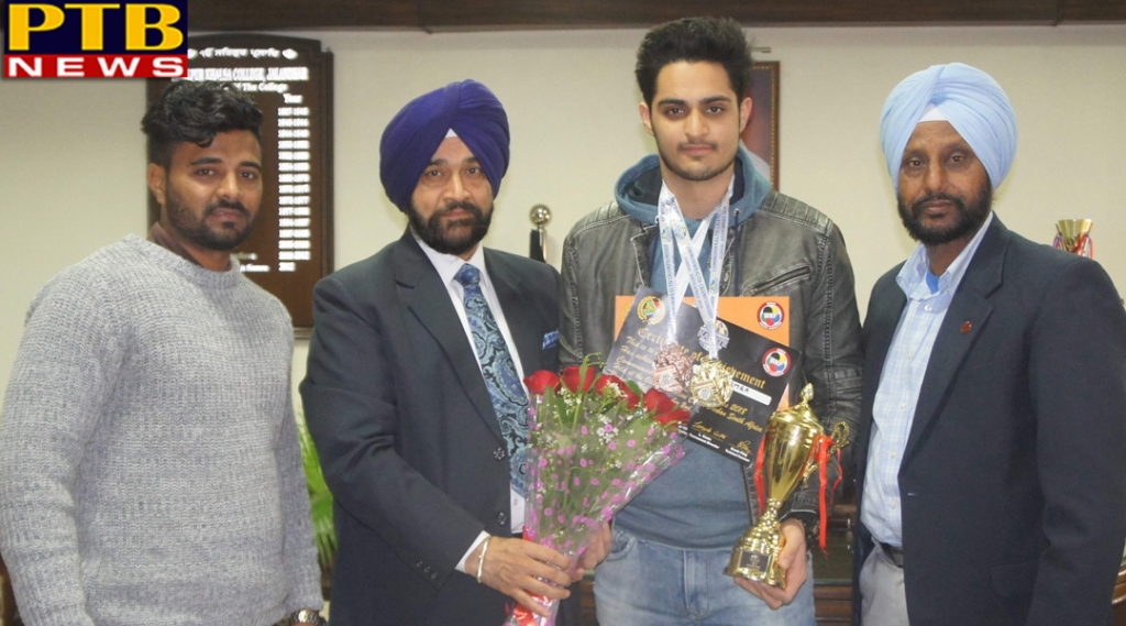 Student of Lyallpur Khalsa College Jalandhar won Gold Medal and bronze medal in karate championship
