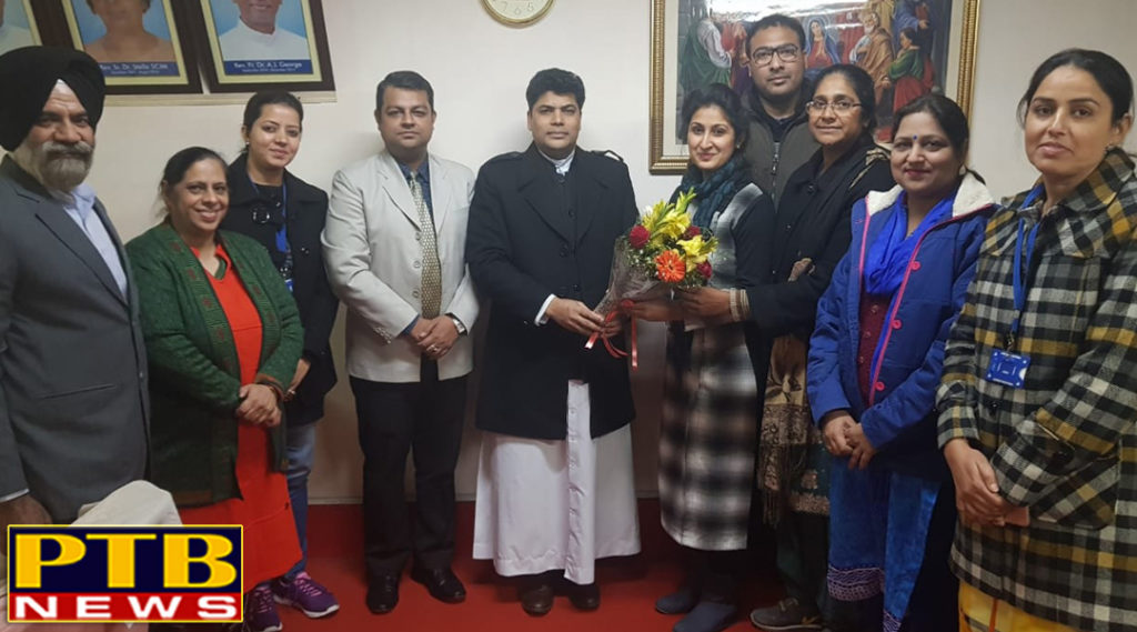 Honorary teacher of Trinity College honors Jalandhar 