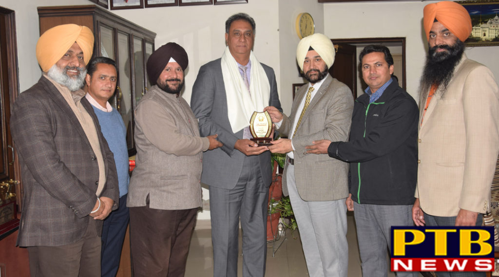 Lyallpur Khalsa College "Dil Nijhar shayaar 