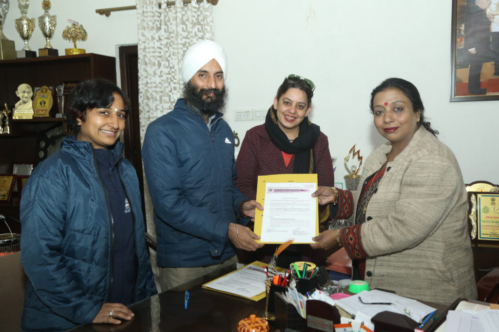 HMV College for women jalandhar signed MOU with Amrita Vidyapeeth, Kerala