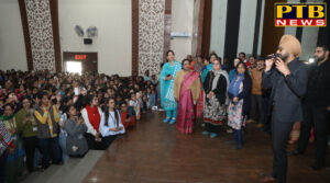 Whirl and Twirl with Tarsem Jassar at HMV College for women 
