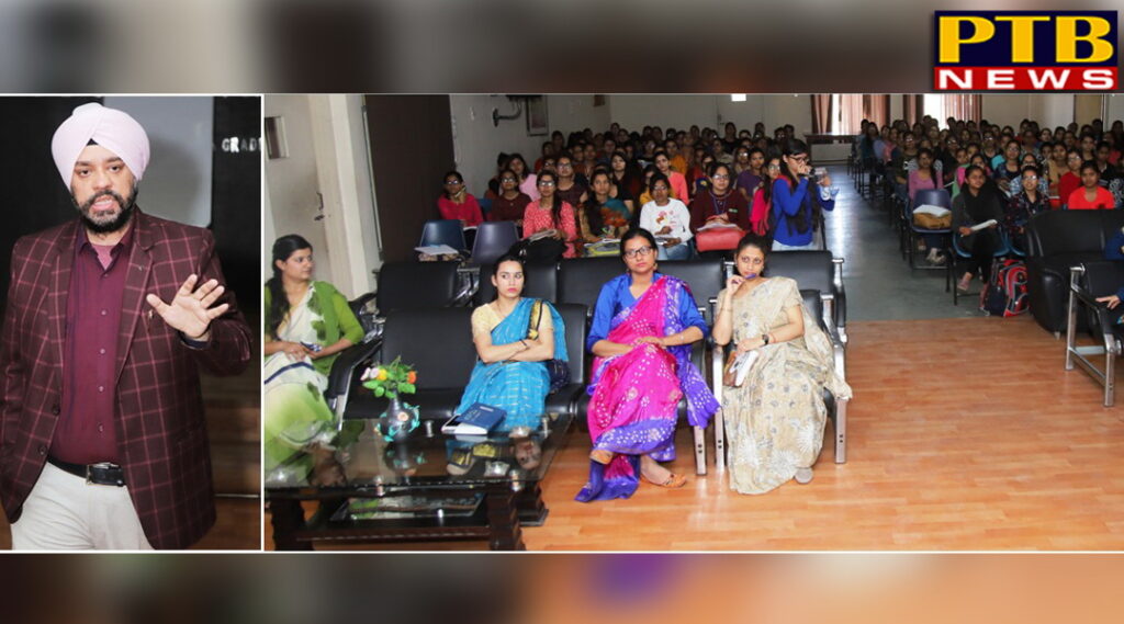 Workshop on Latest Teaching Pedagogy at SD College for women Jalandhar