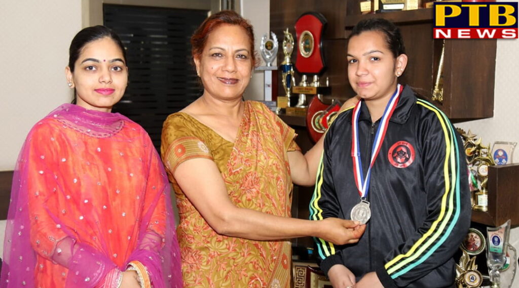 SD College for women girl winning in Punjab State Games
