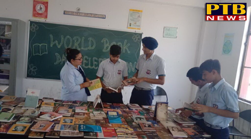Book Day Celebrated by St Soldier Divine Public School Nakodar
