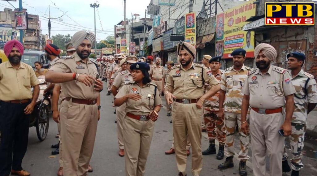 CP LEADS FLAG MARCH OF PARAMILITARY FORCE AND PUNJAB POLICE IN SENSITIVE AREAS OF THE CITY
