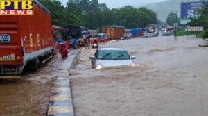rain erosion in mumbai 22 deaths cm appeals to stay in homes