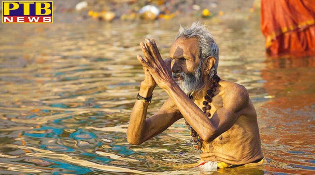 uttarakhand haridwar on the first day of savan the kanwar yatra also begun today