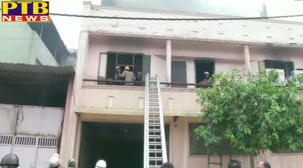 delhi ncr fire broke out in keshavpuram factory more than two dozen fire tender at spot details