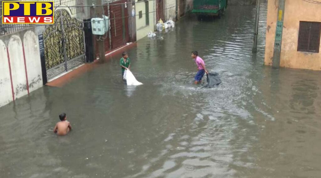 Punjab jalandhar stopped due to heavy rains the whole city was submerged