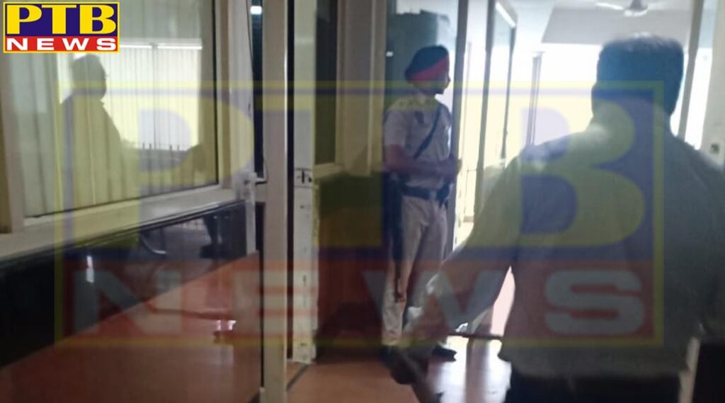 The Civil Surgeons Office and Building Department of Jalandhar raided the Department of Vigilance
