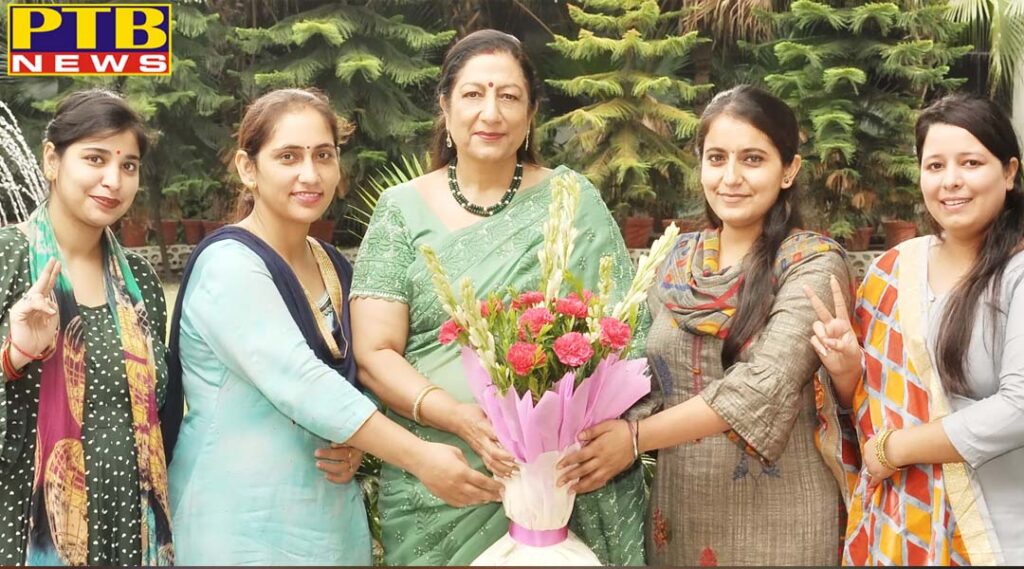 KMVites Bag Top Positions in MA Hindi Semester II Examinations
