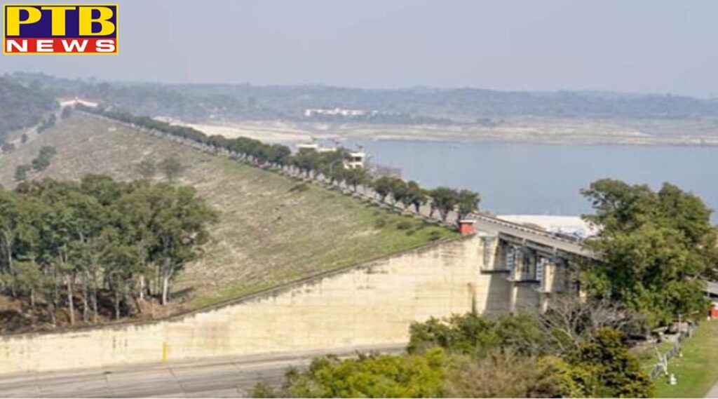 punjab flood threat in 9 districts thousands of cusecs of water will be released from pong dam alert issued