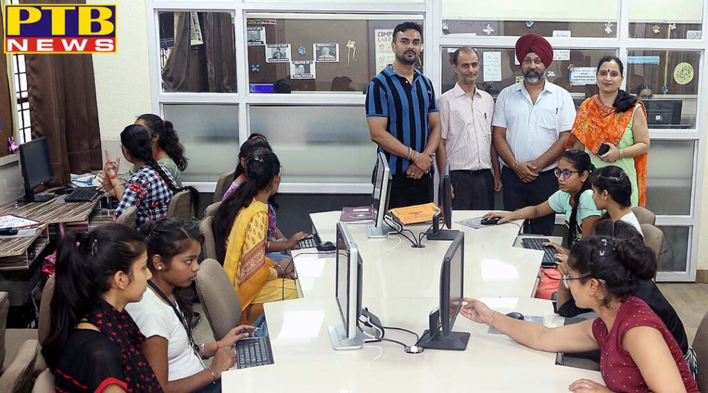Computer club of HMV celebrated International Programmer Day