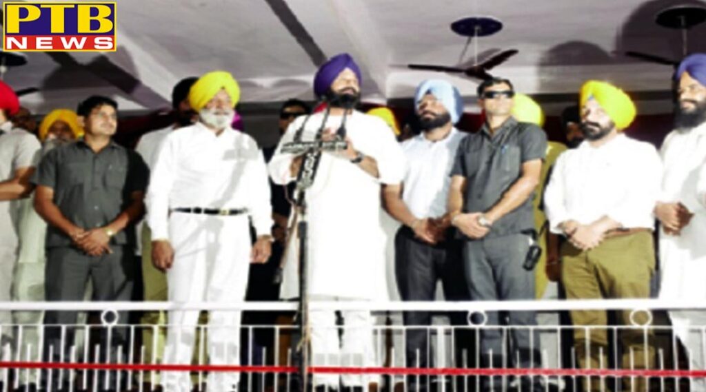 captain government engaged in snatching youth instead of giving them jobs majithia