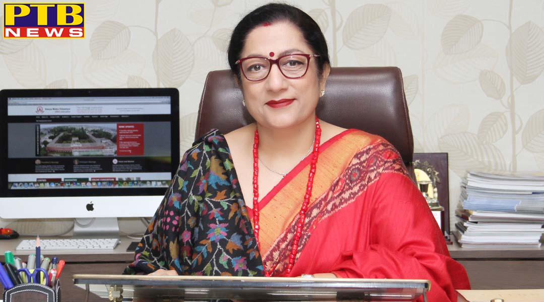 के.एम.वी. के सबलाईम-दी स्टूडियो में लगाए विभिन्न आर्कषक आफर,