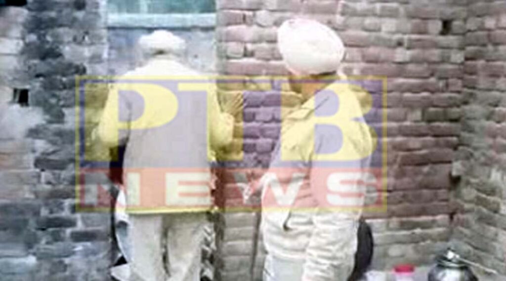 drug smugglers attacked on police team Kapurthala Punjab Many injured, including a female constable PTB Big Breaking News