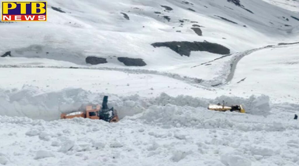 Himachal Pradesh manali leh road closed for six months bro will not remove snow