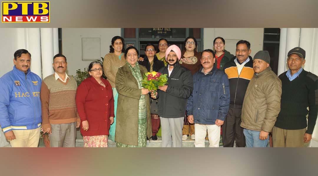 के.एम.वी. में मनाया गया सेना दिवस,