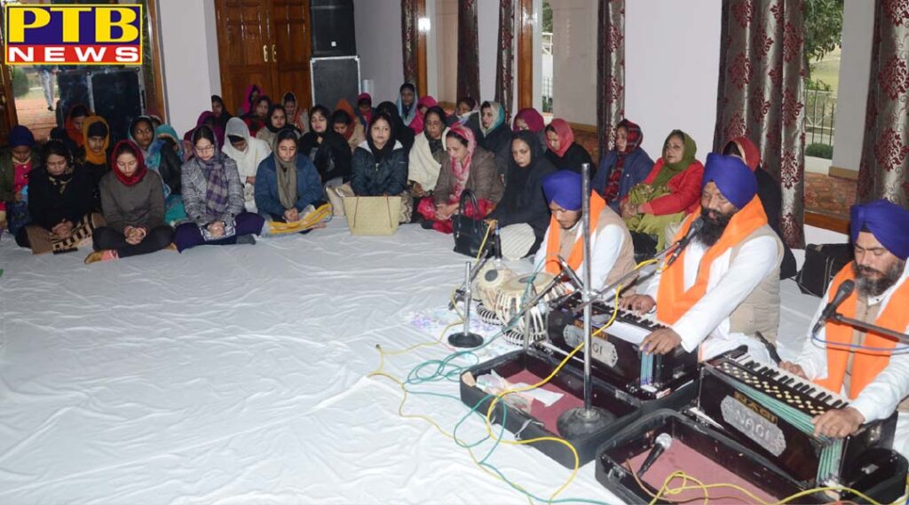 Prakash Parv was celebrated with reverence and enthusiasm of Shri Guru Gobind Singh Ji at LyallpurKhalsa College