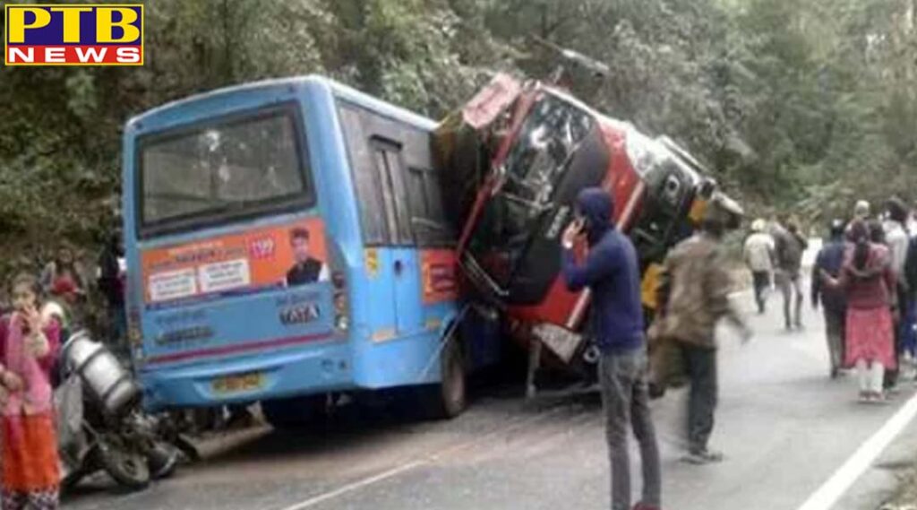truck collided with hrtc two buses in nahan 12 injured himachal pradesh nahan