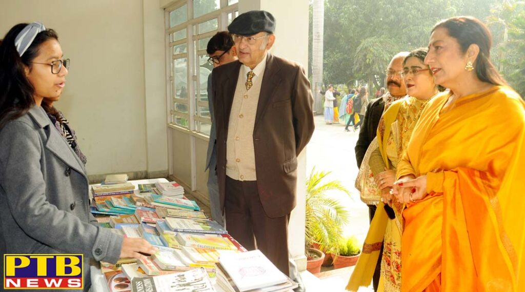 KMV Book Bank Distributes Free of Cost Books to Students KMV Takes a Lead in Philanthropic Activities
