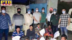 The owner of Jalandhar OM Visa immigration took responsibility of providing food to the hungry thirsty people