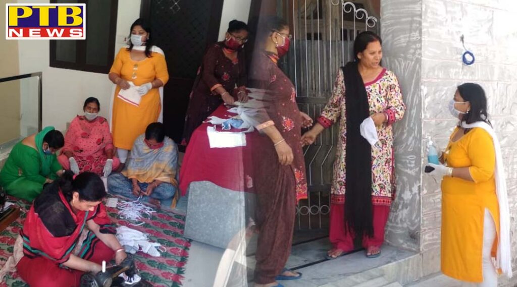 Under the leadership of BJP leader Urmil Valid, masks were distributed to the needy people Jalandhar