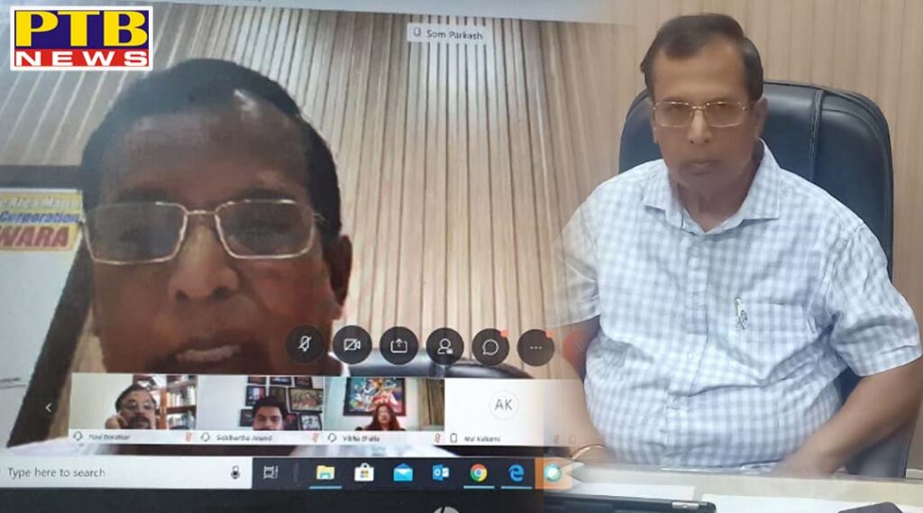Union Minister of State Som Prakash said that Indians and NRIs should give their valuable contribution to strengthen the Make in India campaign Phagwara Hoshiarpur