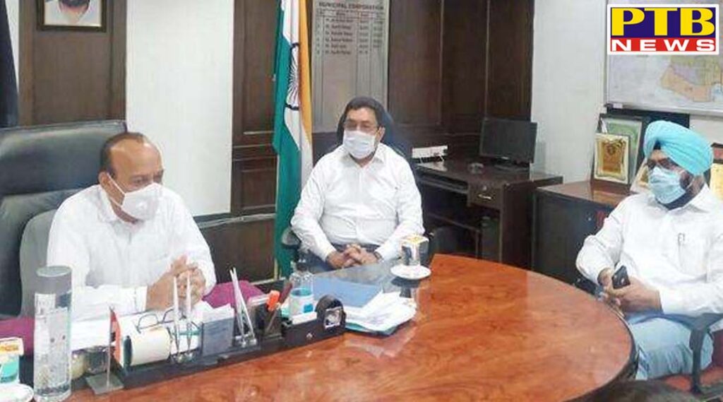 Jalandhar new Municipal Corporation Commissioner Karnesh Sharma takes over Also met the corporation mayor of jalandhar PTB Big Breaking News