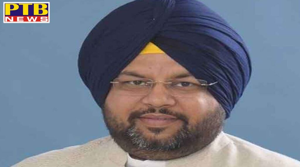 akali dal Leader amit ratan expelled from shiromani akali dal chandigarh Punjab