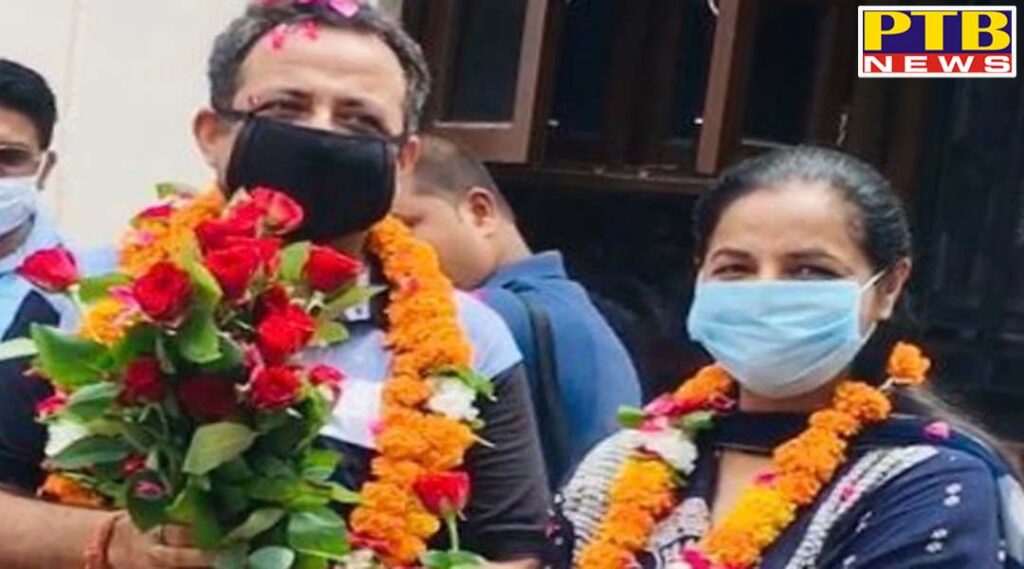 Pema Pradhan Surinder Pal won the battle from Corona, journalist brotherhood welcomed with flowers Jalandhar Punjab PTB Big Breaking News