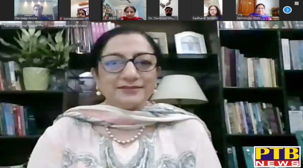 KMV Conducts Online Classes on Online Teaching & Learning