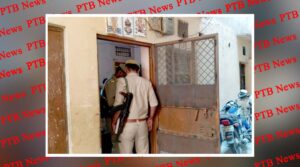 ghaziabad minor girl being made hostage miscreants looted cash and jewelry also beat with slipper