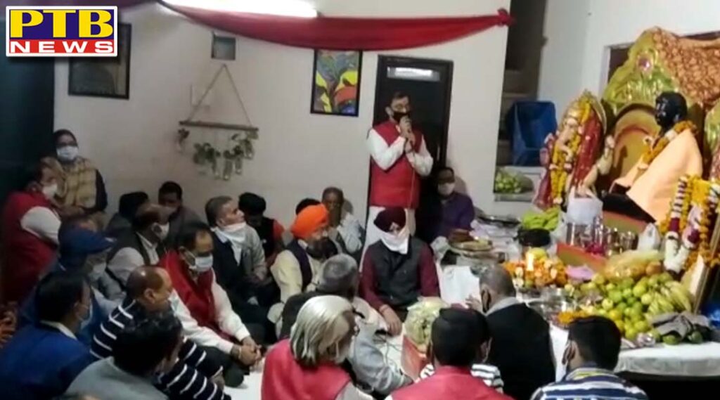 The 33rd death anniversary of Bardi Bibi Ram Pyari Ji was held at Shri Siddha Baba Balak Nath Temple at Phagwara Gate