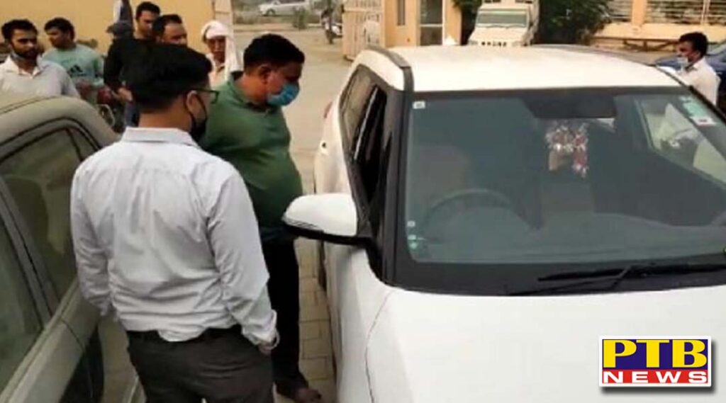Gurgaon unidentified miscreants shot in the head of a car rider