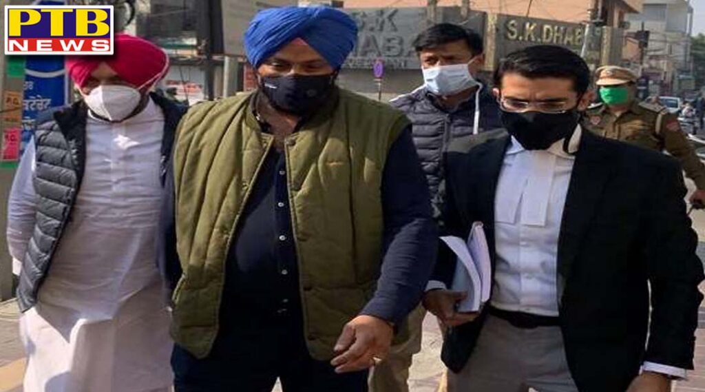 cm arrives at ed office with lawyer in case of disproportionate assets son of ranindra singh