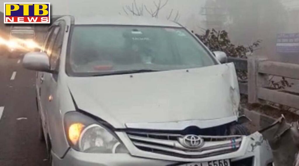 driver stopped sleeping in the middle of the flyover due to haze the innova collided from behind Jalandhar