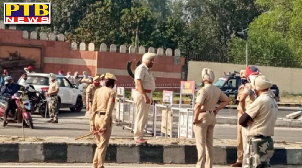 How Bharat Bandh's impact in Punjab Know the situation of Jalandhar to other districts of Punjab till now Where did the trains and bus service get affected Farmers organizations performed fiercely on the streets while the silence spread on the markets Kisan Andolan