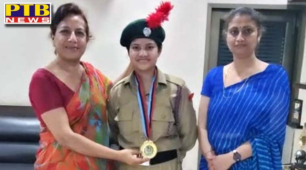 Cadet Parineeta of PCM SD College for Women Jalandhar secured first position in Ek Bharat Swachh Bharat Camp