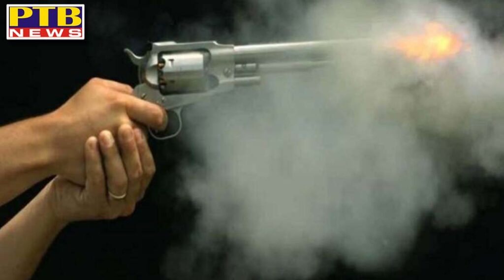 clash in two group in the civil hospital Firing amritsar emergency medical officer injured in firing Punjab