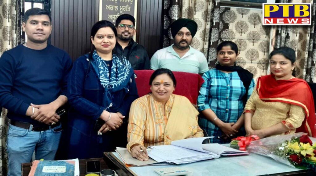 Nidhi took over the position of treasury officer of Jalandhar District Punjab