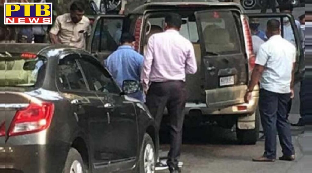 mumbai mukesh ambani house antilia suspicious scorpio car owner mansukh hiren death police crime Punjab Mumbai