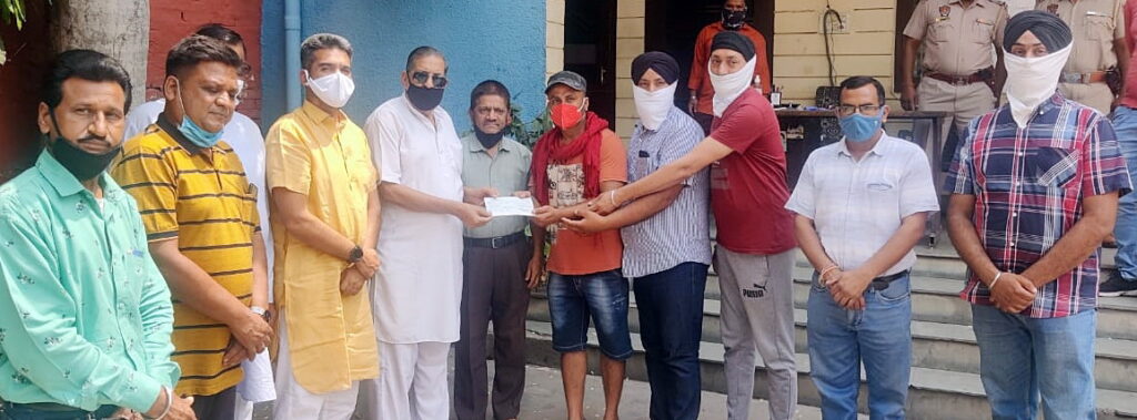 MLA Henry presented a check of Rs 50,000 to Gurdwara Singh Sabha Gadaipur Jalandhar