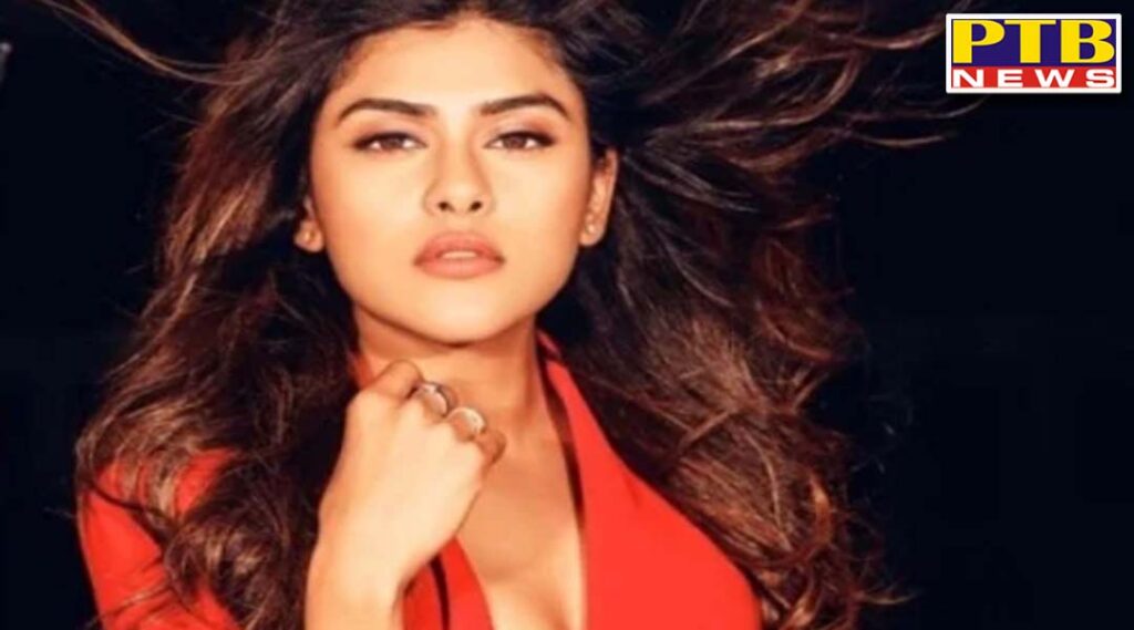 five star hotel bollywood actress naira nehal shah drugs party raid police arrested mumbai