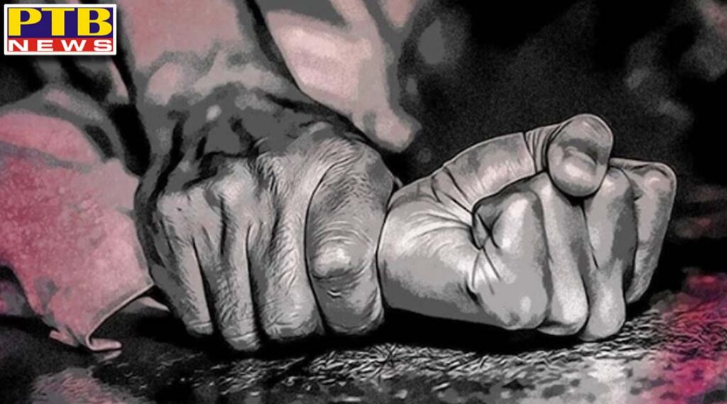 aligarh mbbs students has accused an ias officer officer of sexually exploiting her on pretext of marriage UP