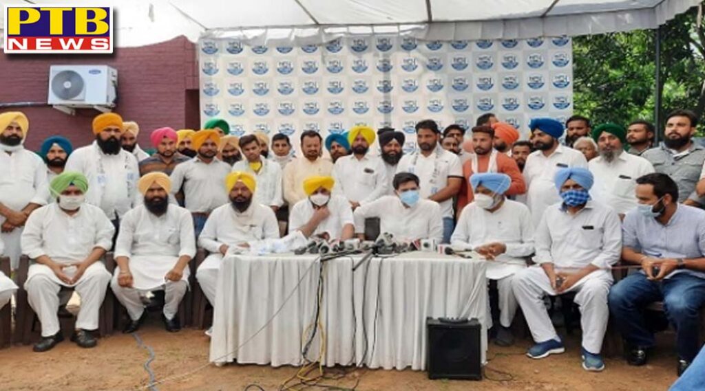 big news kabaddi player quits his job in punjab police and joins aap party Punjab