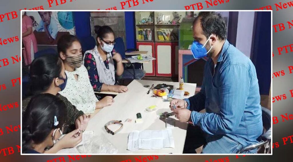 KMVites develop innovative projects to facilitate the society