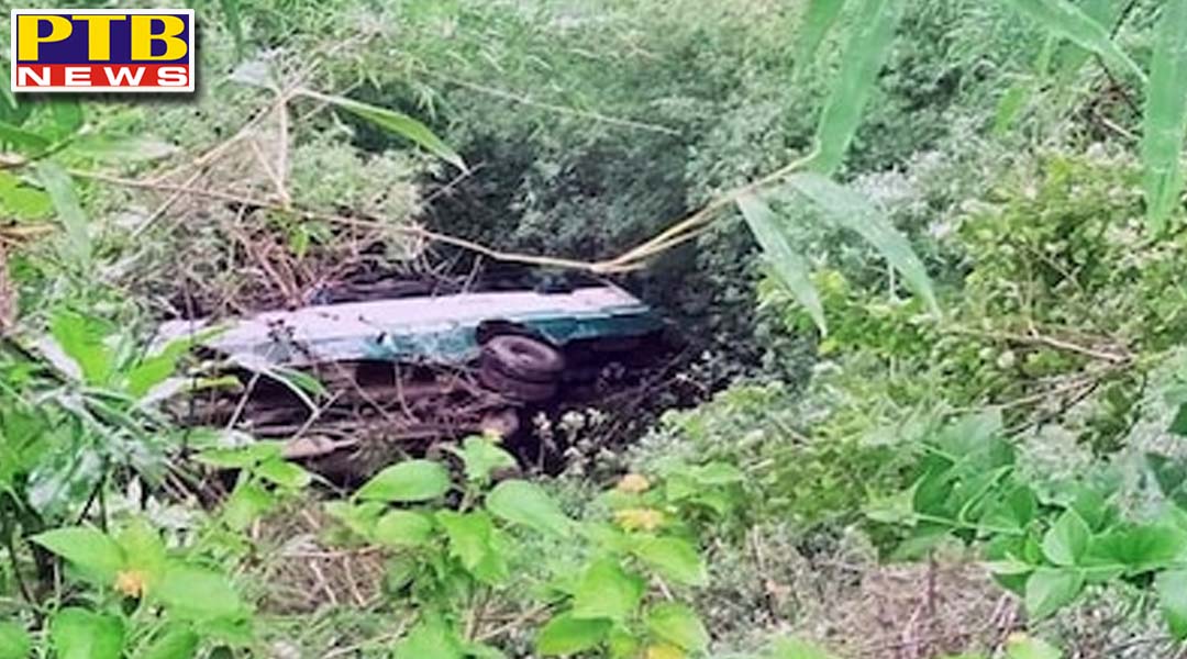 हिमाचल में भारी बारिश के बीच सवारियों से भरी बस खाई में जा गिरी, 32 के करीब सवारियां हुई घायल, कुछ की हालत गंभीर, राहत व बचाव कार्य जारी,