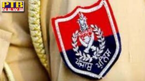 Jalandhar the head constable, serving as a head constable in the CID wing, was beaten up with sticks by the youths due to the enmity of blocking the way